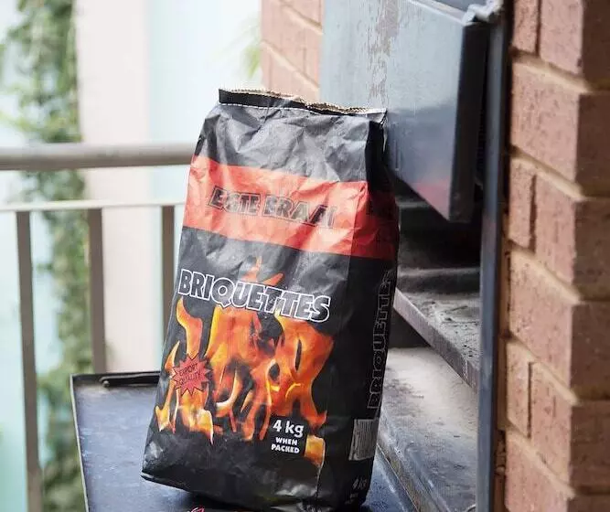 Palm Valley Inn And Day Spa