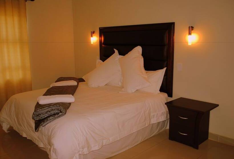 Palm Valley Inn And Day Spa