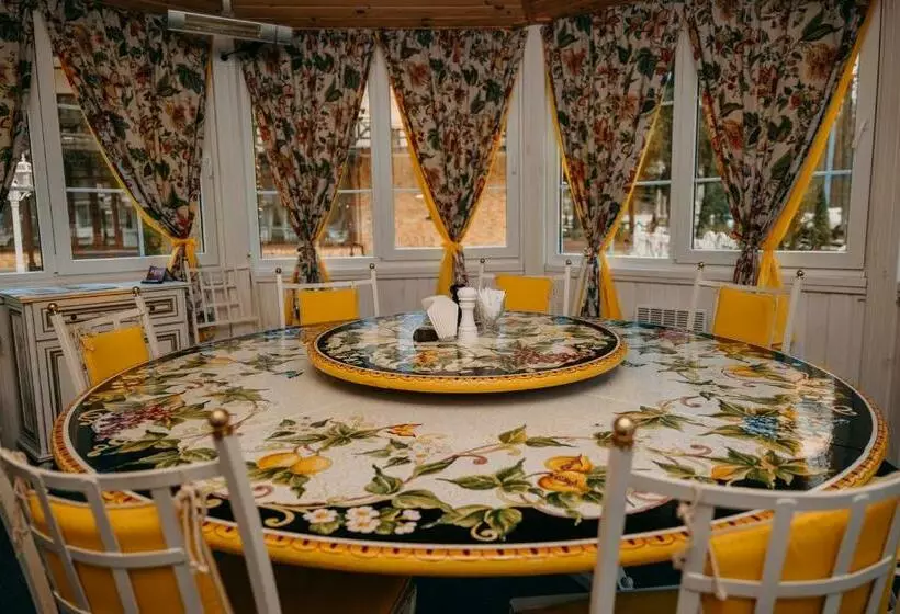 Hotelli Zastava Uman