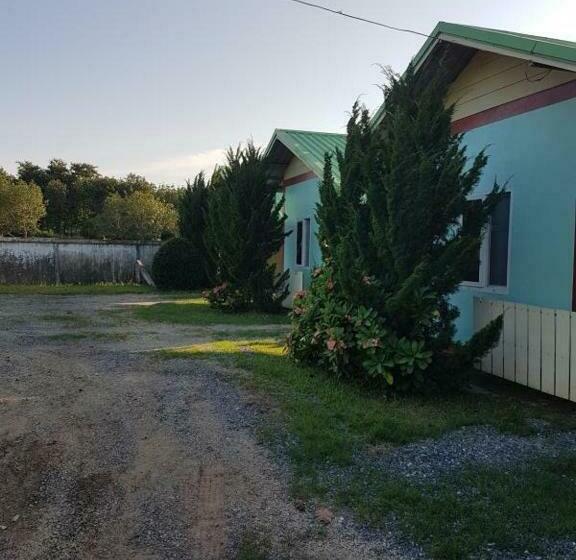 Ostello สบาย สบาย รีสอร์ท