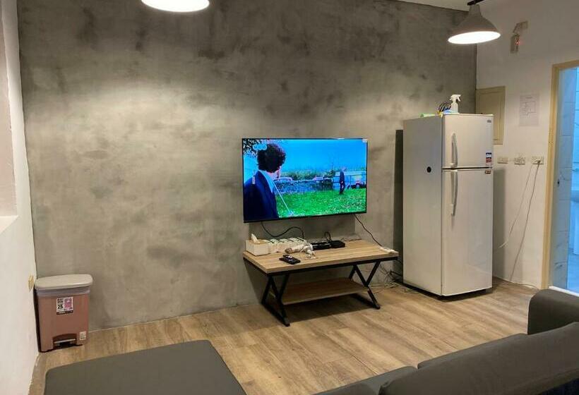 هاستل Donghai Cottage Backpack Inn Suite