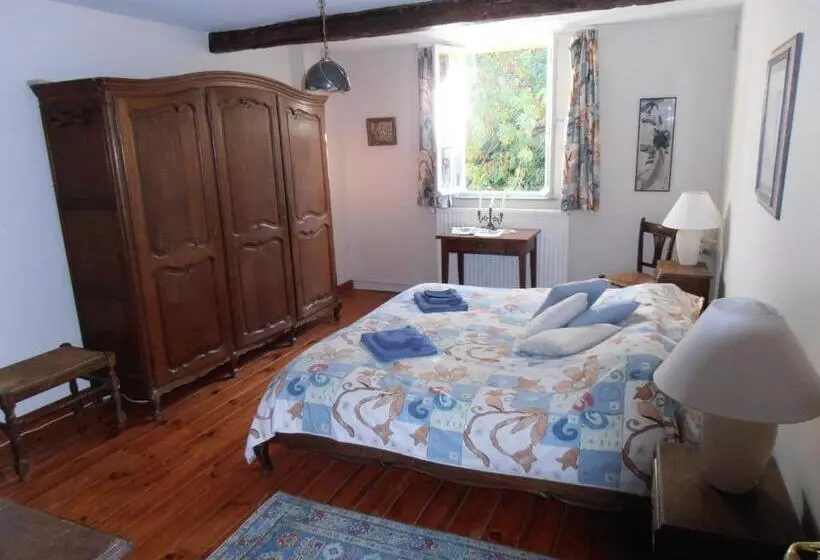 ベッドアンドブレックファースト Chambres D Hôtes Hameau De Lalanne