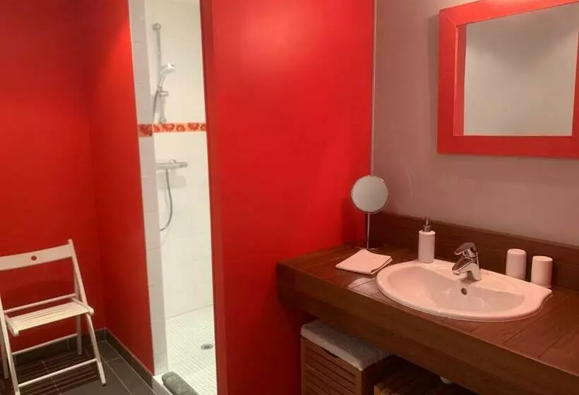 Aamiaismajoitus (B&B) Les Terrasses De Rochetaillée