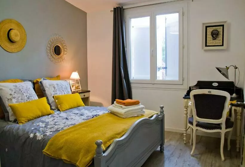 ベッドアンドブレックファースト Suite Familiale De Charme En Provence