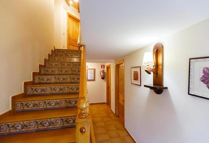 Отель De Montaña Lamiana