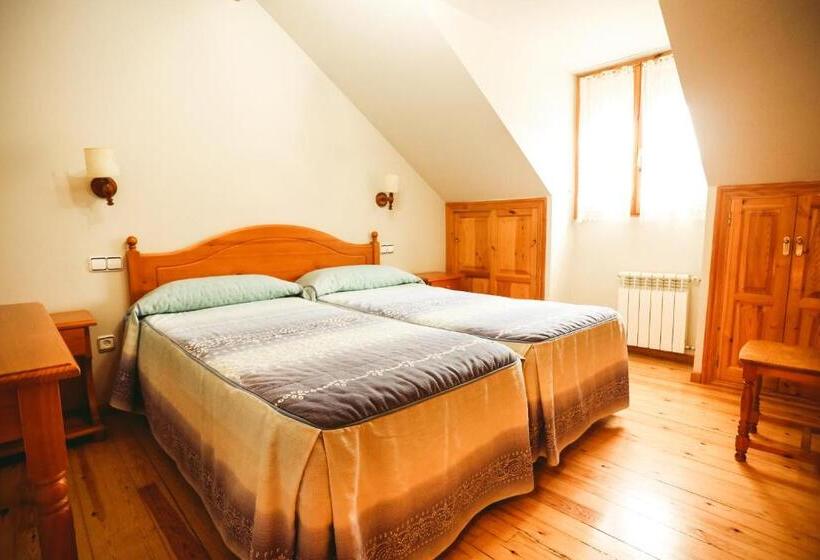 Отель De Montaña Lamiana