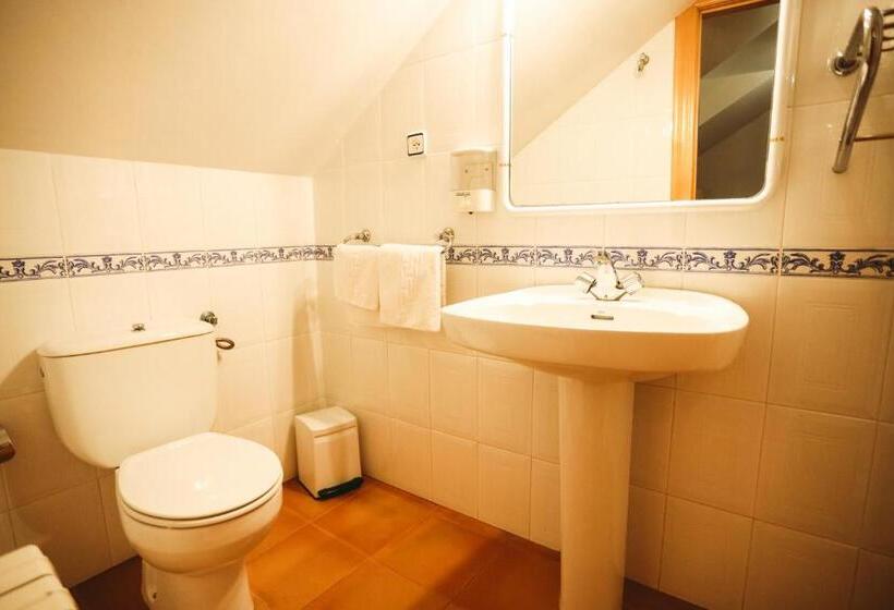 Отель De Montaña Lamiana