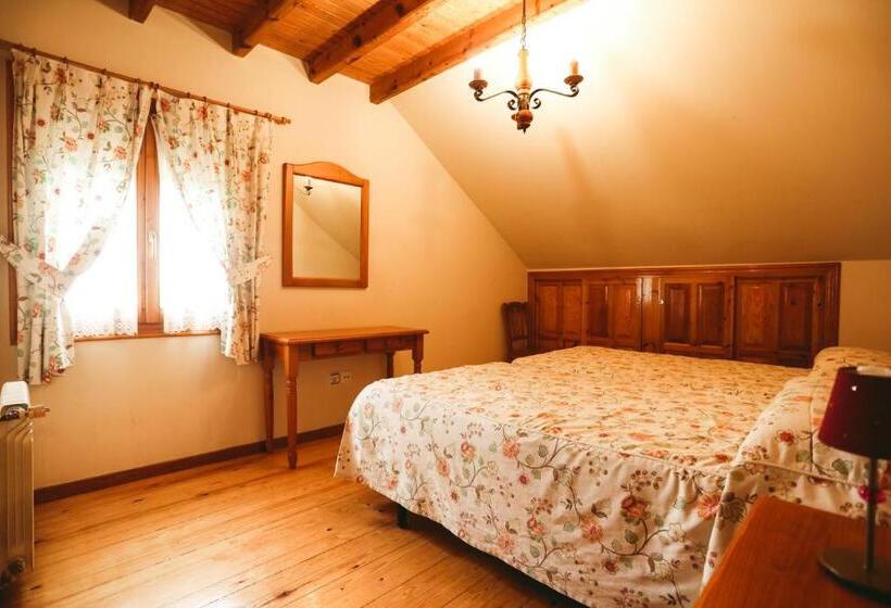 Отель De Montaña Lamiana