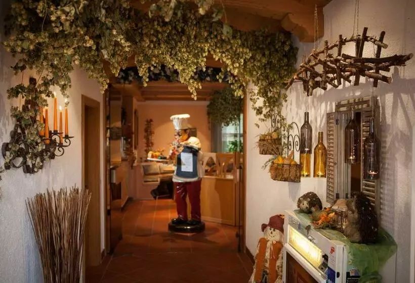 Hotelli Landgasthof Linden