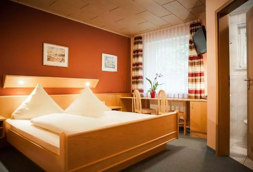 Hotelli Landgasthof Linden