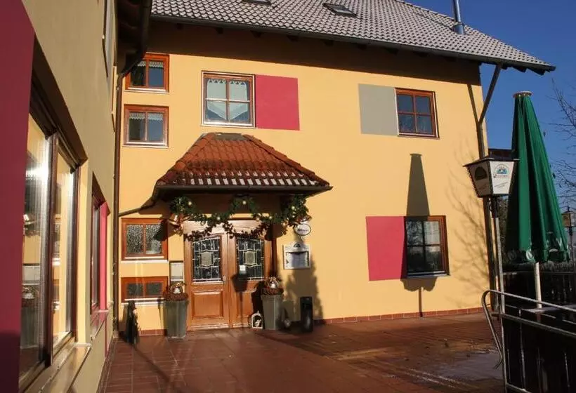 Hotelli Landgasthof Linden