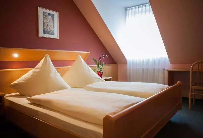 Hotelli Landgasthof Linden