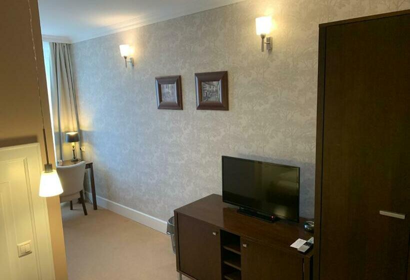 Отель Pension Eden