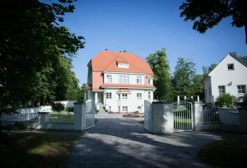 Hotelli Pension Villa Ingeborg