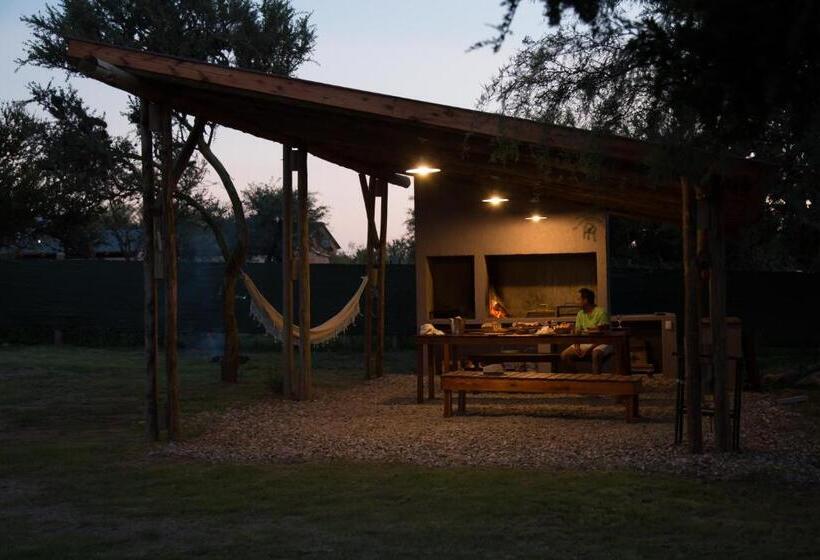 هاستل Posada Del Manzano