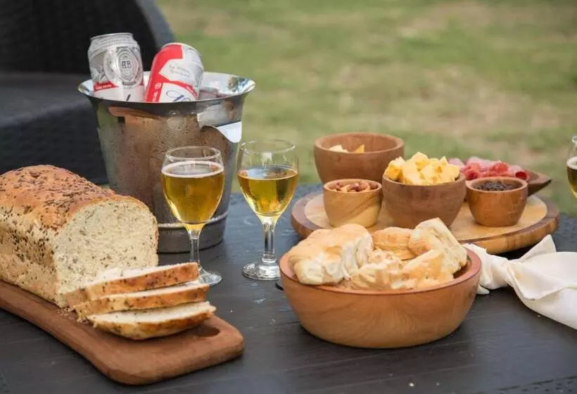 ユースホステル Posada Del Manzano