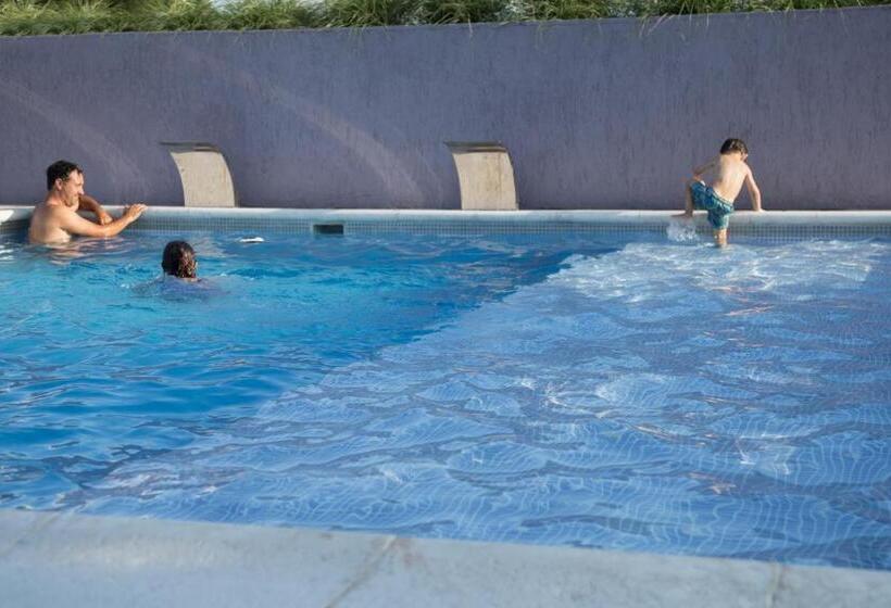 هاستل Posada Del Manzano