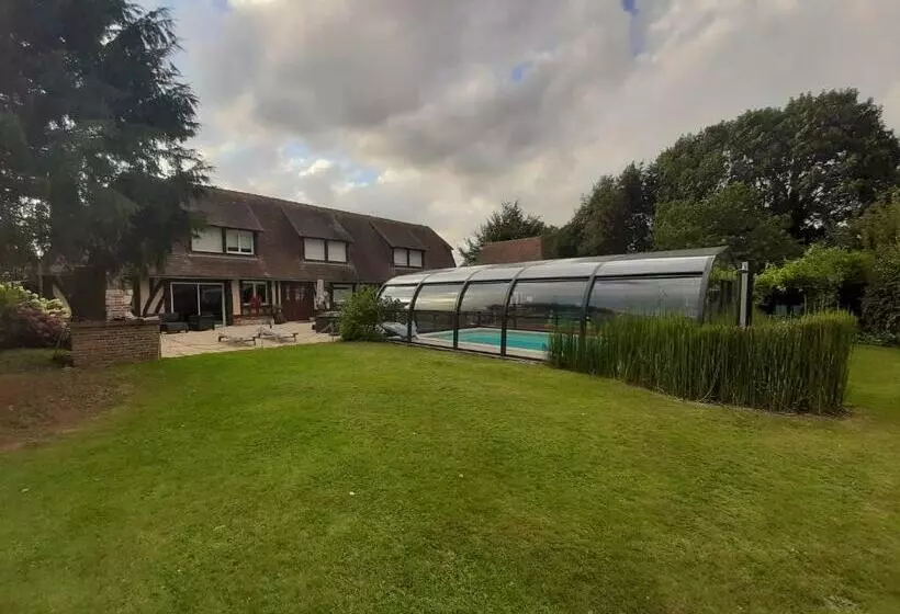 ベッドアンドブレックファースト Lamaisonmelidine