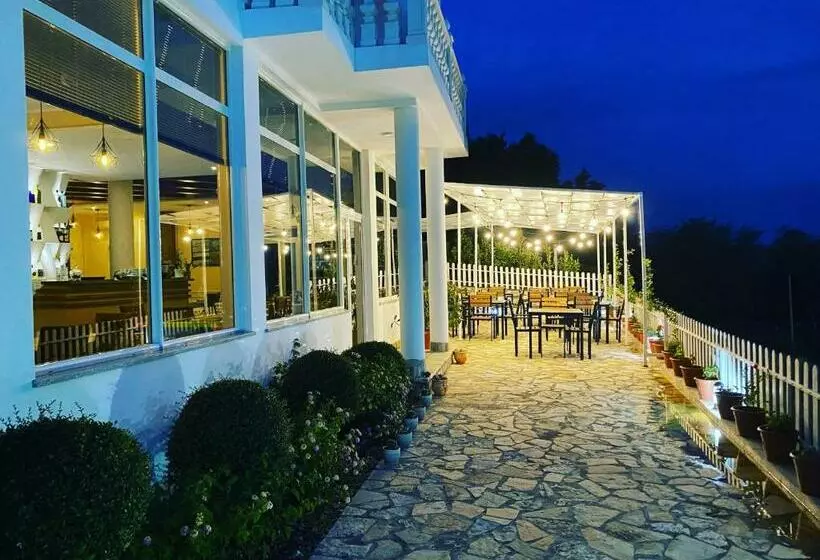 Bed and Breakfast Vila Horizont