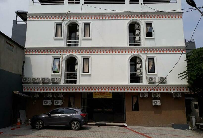 בית מלון כפרי Anugrah Inn