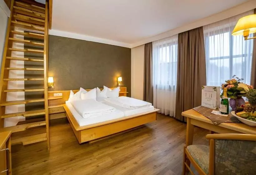 Hotelli Lindenhof Hetzenbach