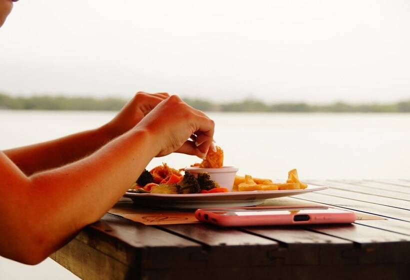 هتل Mi Paraíso Río Dulce