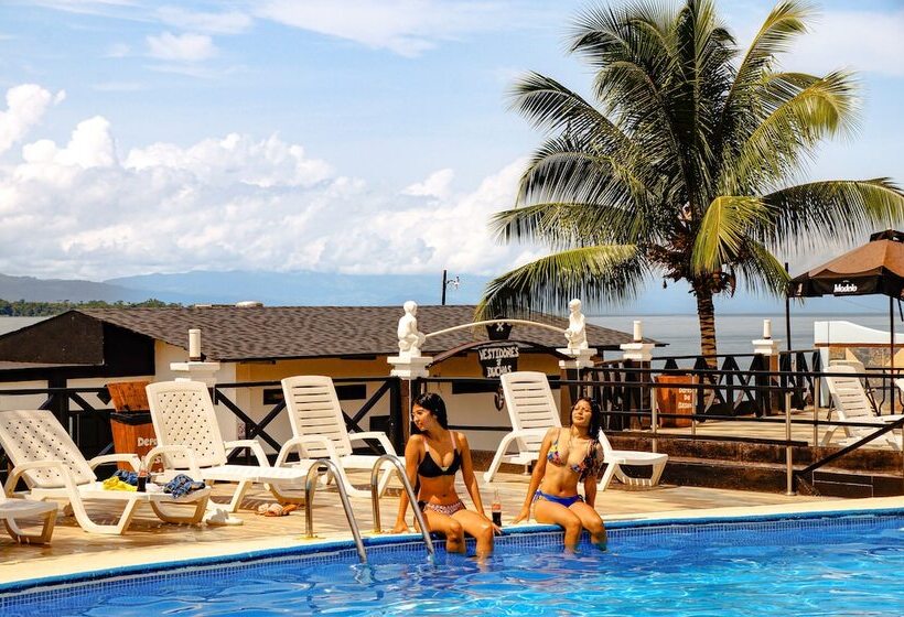 هتل Mi Paraíso Río Dulce