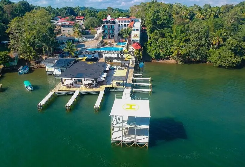 هتل Mi Paraíso Río Dulce