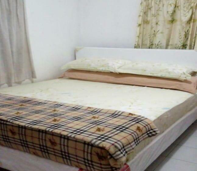 فندق Oyo 90445 Villa Beta Syariah