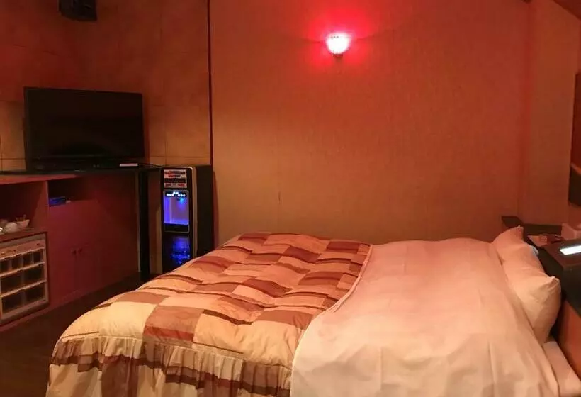 Motelli Fairy Tale 養父店