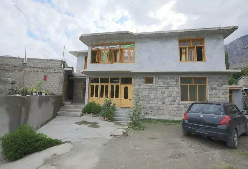 پانسیون Rashid Guest House