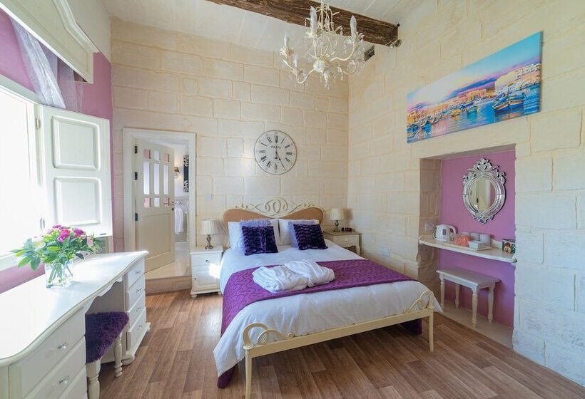 تختخواب و صبحانه Village Knights Accommodation