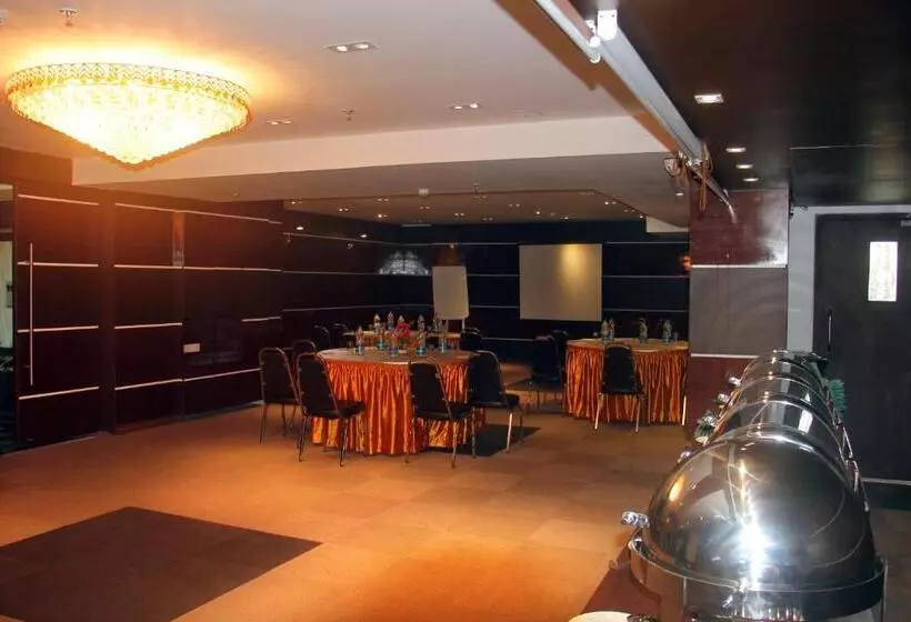 Ethnotel, Kolkata Airport