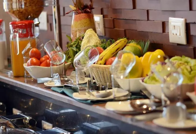 Ethnotel, Kolkata Airport