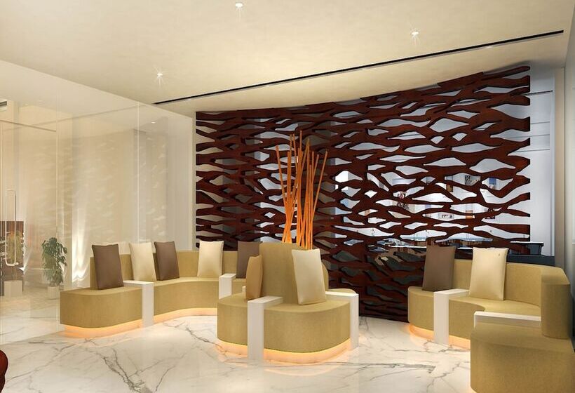 Отель Ambar Sarovar Portico