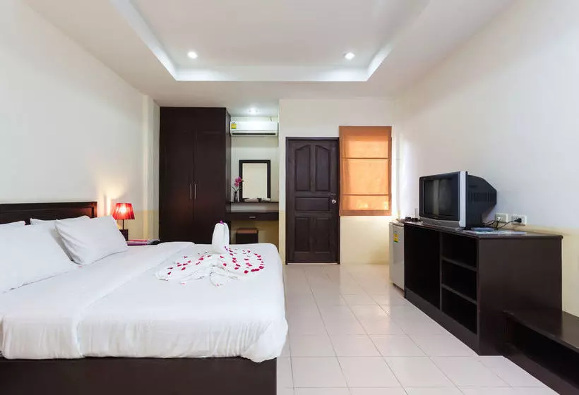 ホテル Bangtao Kanita House