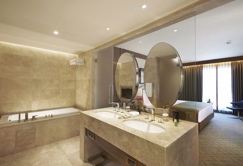 فندق Divan Adana