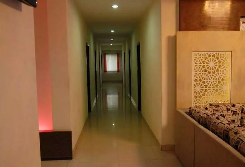 Hôtel Enzo International