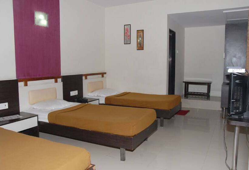 Hotel Enzo International