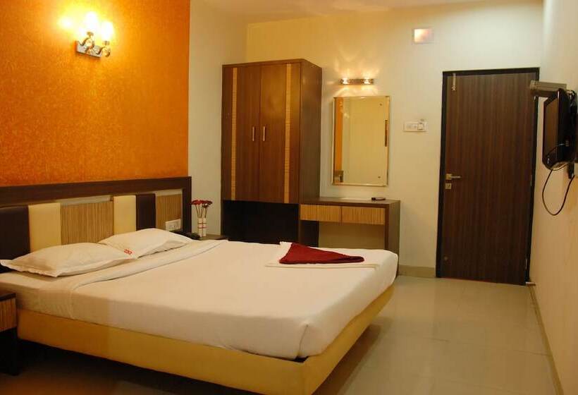 Hotel Enzo International