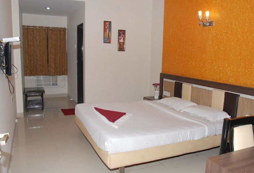 Hotel Enzo International