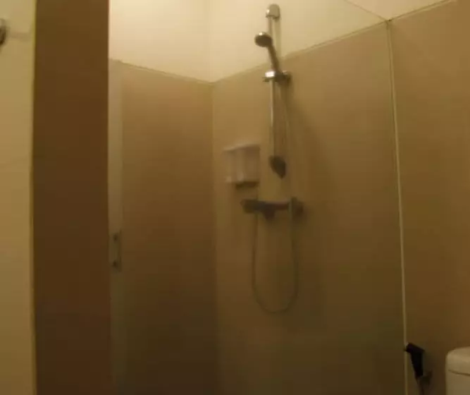 هتل Griya Sintesa