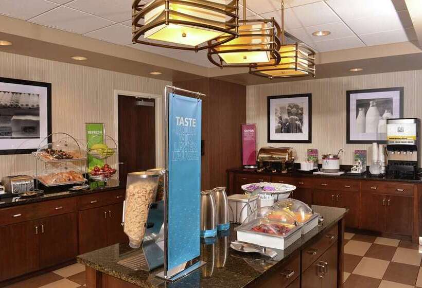 בית מלון כפרי Hampton Inn Springfieldsoutheast
