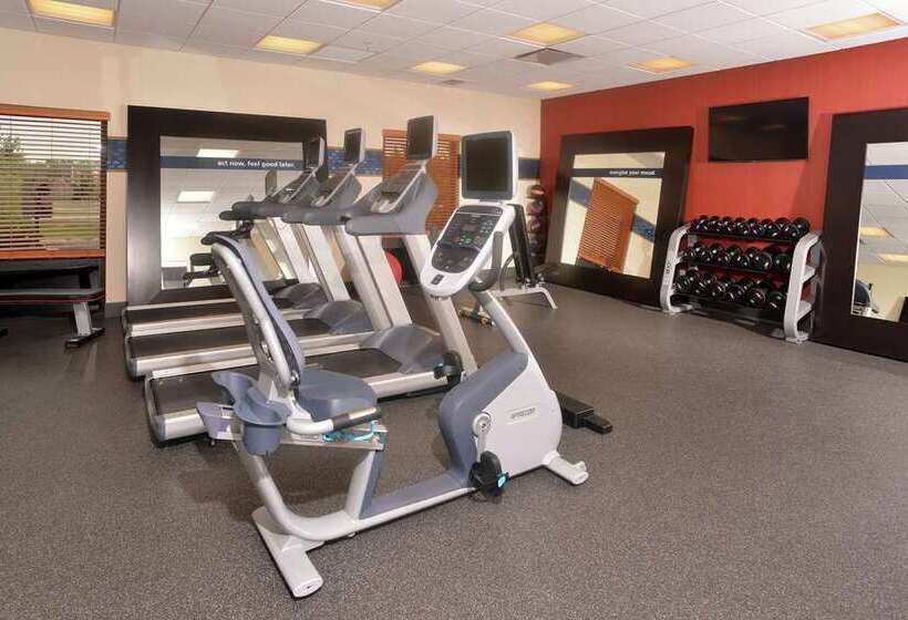 בית מלון כפרי Hampton Inn Springfieldsoutheast