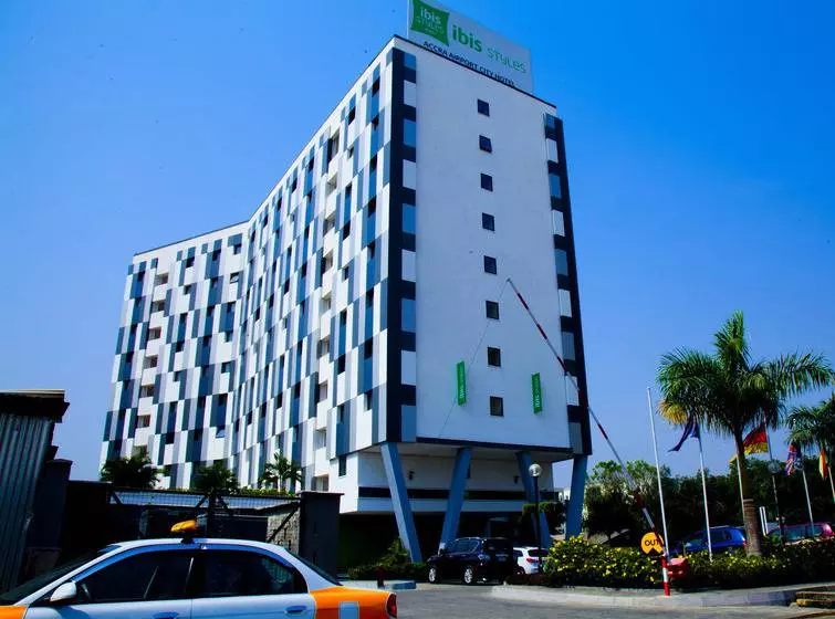 호텔 Ibis Styles Accra Airport