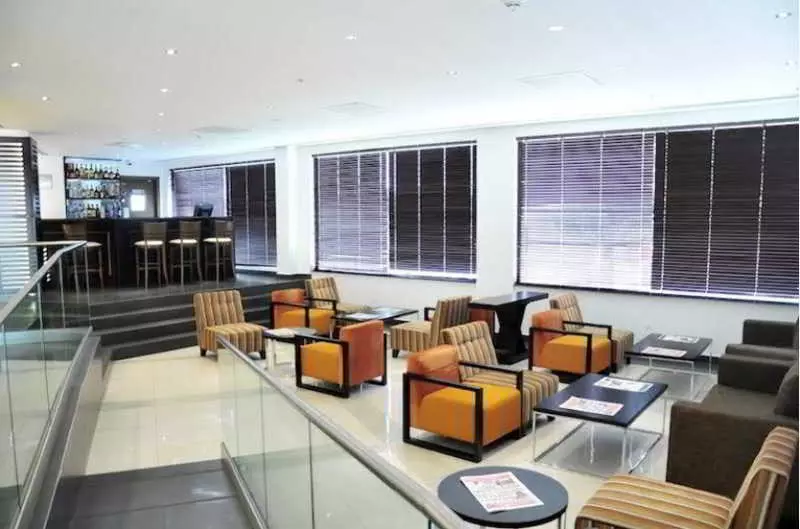 호텔 Ibis Styles Accra Airport