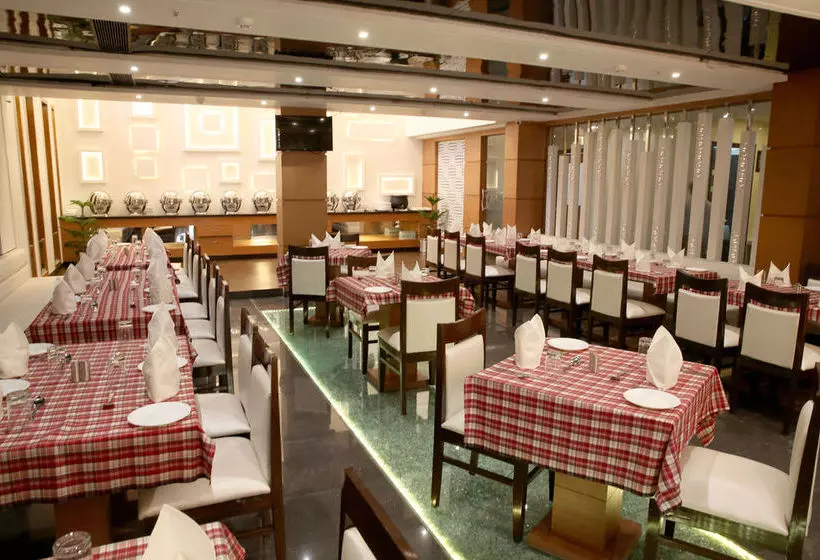 هتل Light House Agra By Park Tree