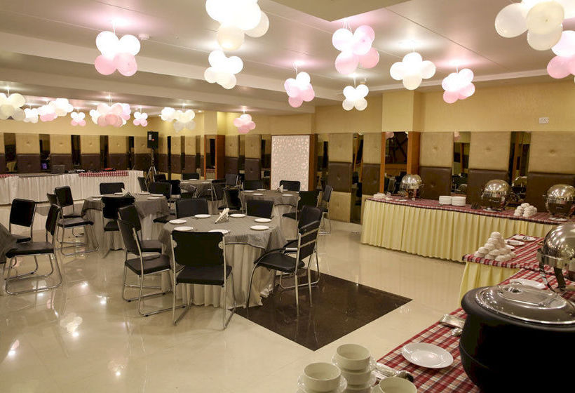 Отель Light House Agra By Park Tree