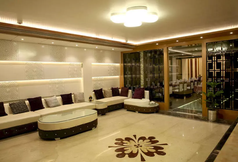 هتل Light House Agra By Park Tree