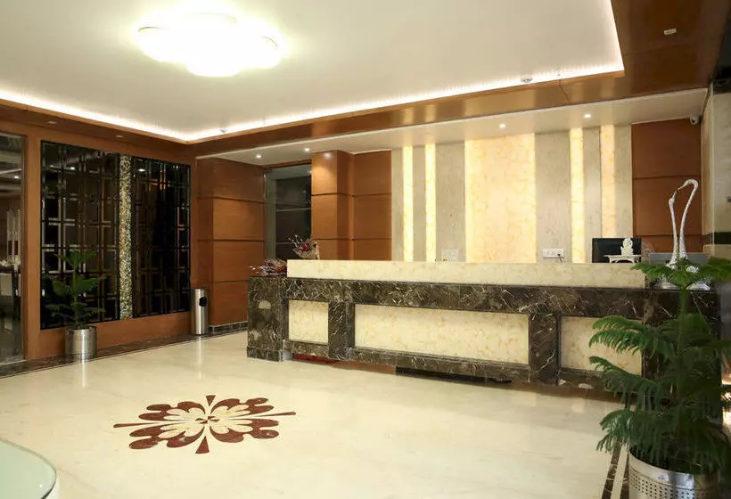 هتل Light House Agra By Park Tree